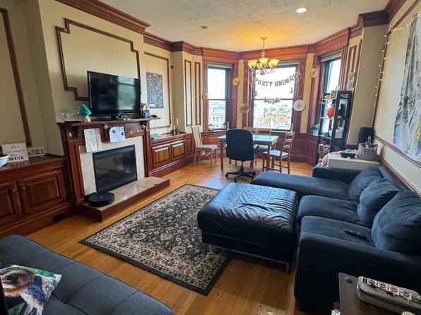 (undisclosed Address), Boston, MA 02215