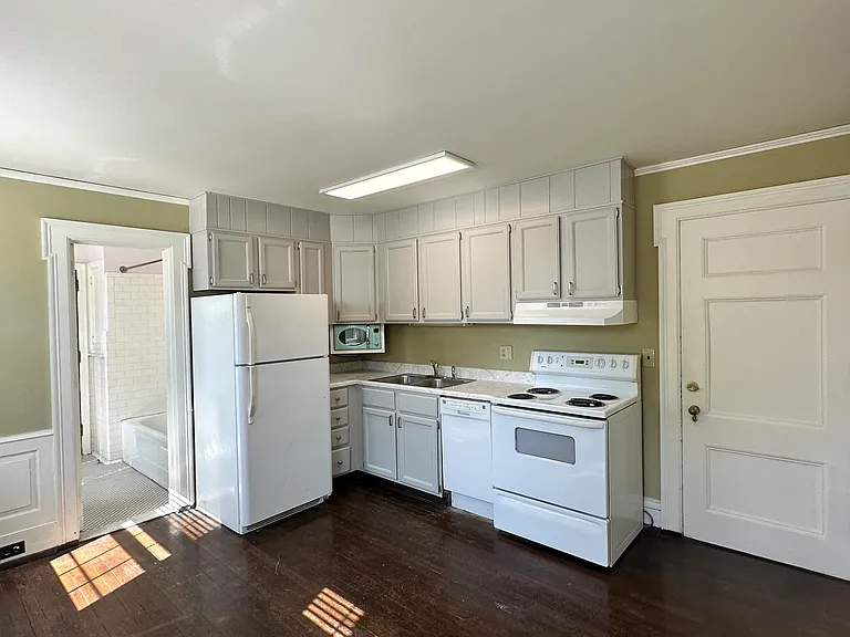 116 Congress St #21 — Photo 5