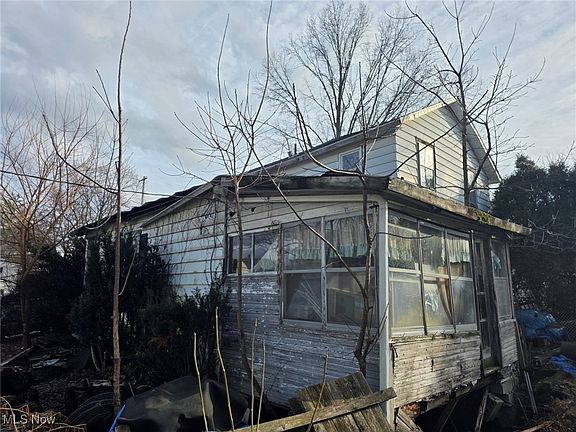 4th image of 431 Milan St N