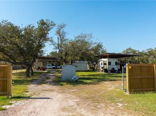415 Rabbit Run Rd, Aransas Pass, TX 78336