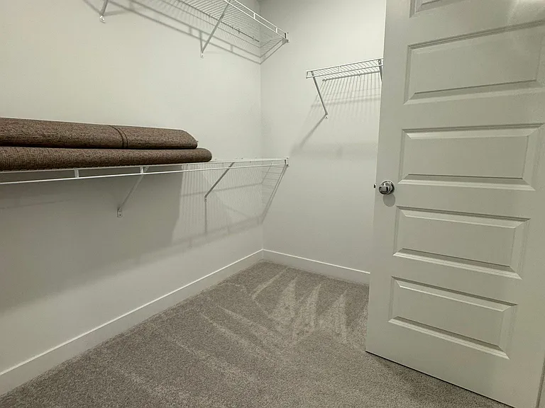 15322 Farrington Way — Photo 15