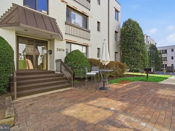 2606 Tunlaw Rd NW APT 2, Washington, DC 20007
