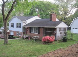 104 Lullwater Rd, Greenville, SC 29607