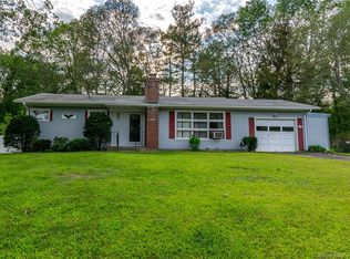 3 Pine St, Plainfield, CT 06374