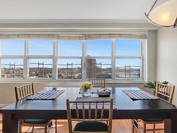 3rd image of 555 Kappock St APT 8C