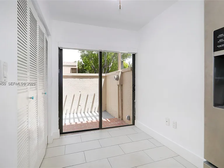 8124 SW 87th Ter — Photo 18