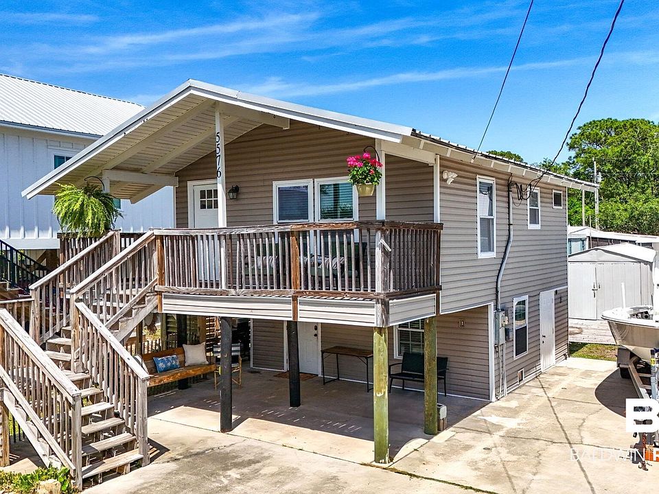 1st image of 5576 Armadillo Ave