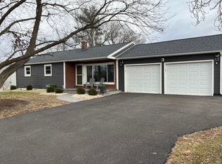 15 Glann Rd, Apalachin, NY 13732