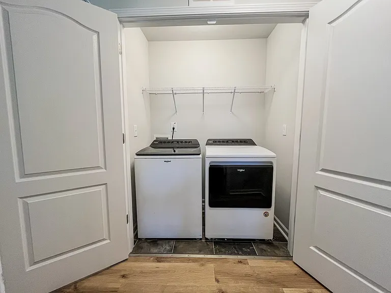 110 Teagarden Ct — Photo 20
