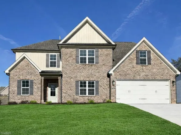 6947 Orchard Path Dr, Clemmons, NC 27012