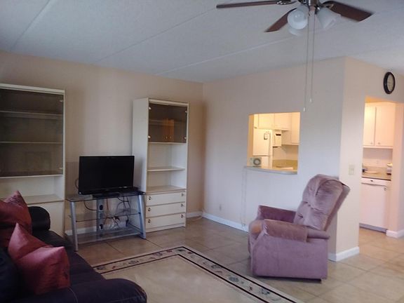 5th image of 300 Village Green Cir APT 119