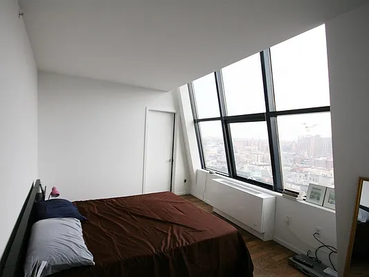 Rented by Sotheby's International Realty | media 9