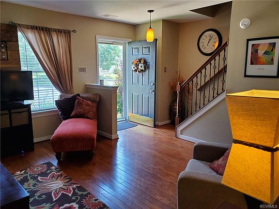 4th image of 9579 Kimberly Lynn Cir