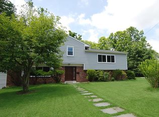6 Edgemont Cir, Scarsdale, NY 10583