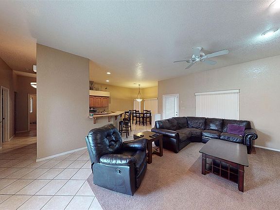4th image of 10728 E 38th Ln