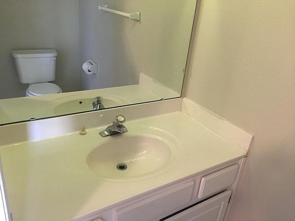 5th image of 2111 Catie Ln