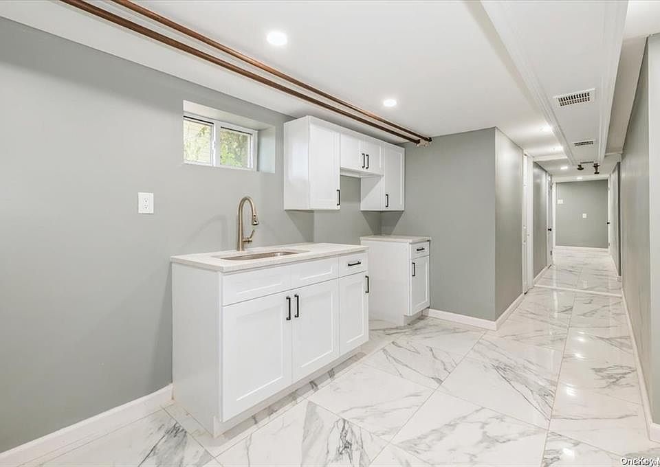 2nd image of 95 Avenue 104 St