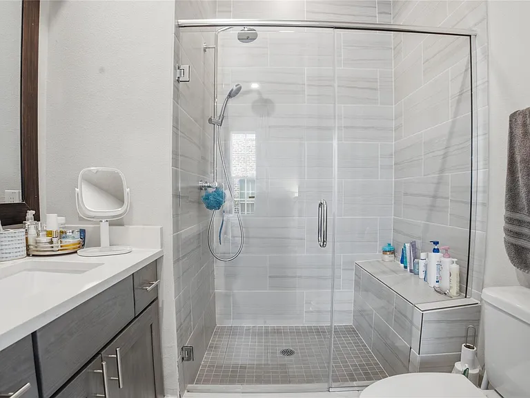 1411 Town Creek Dr #6 — Photo 13