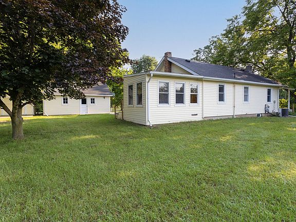 3rd image of 5012 Oakpoint Rd