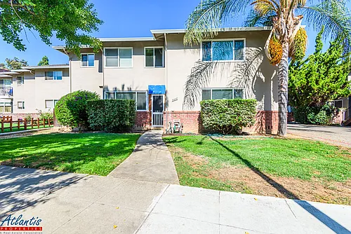 3537 Alden Way Photo 1