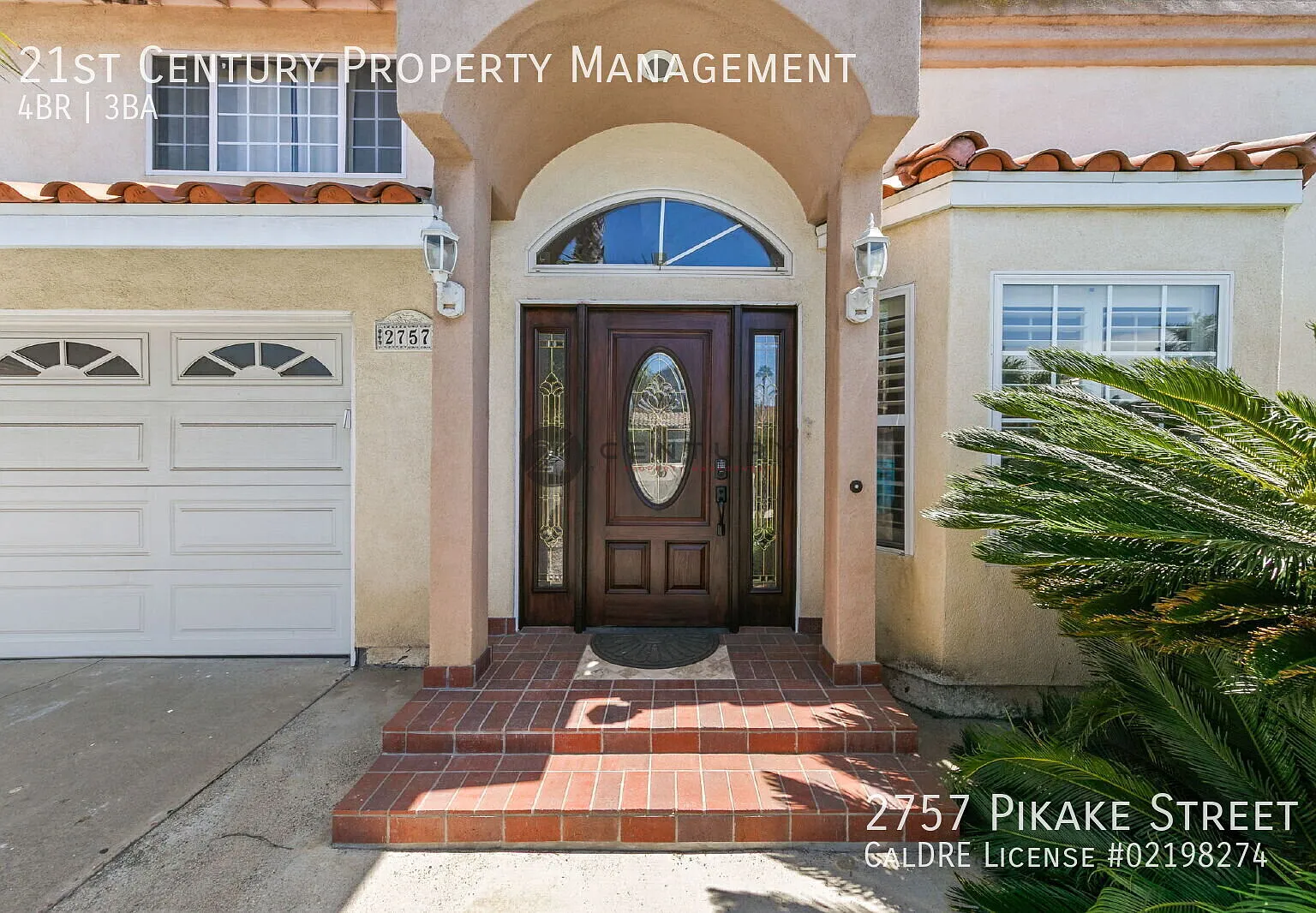 Sophisticated San Diego Residence with Spacious Interiors and Prime Location — Photo 4
