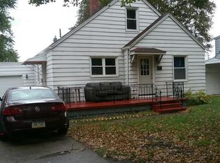 954 E 38th St, Erie, PA 16504