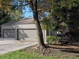 8152 S Danish Rd, Cottonwood Heights, UT 84093