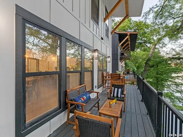 6786 River Rd, New Braunfels, TX