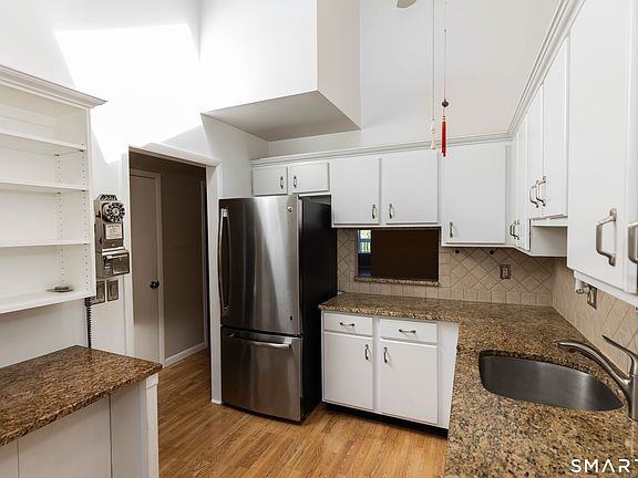 3rd image of 9 Old North Stamford Road #35C