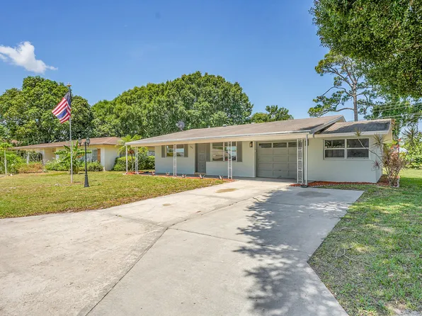 302 W Arbor Avenue, Port St Lucie, FL 34952