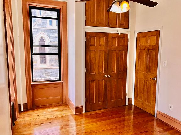 4th image of 424 Degraw St #2
