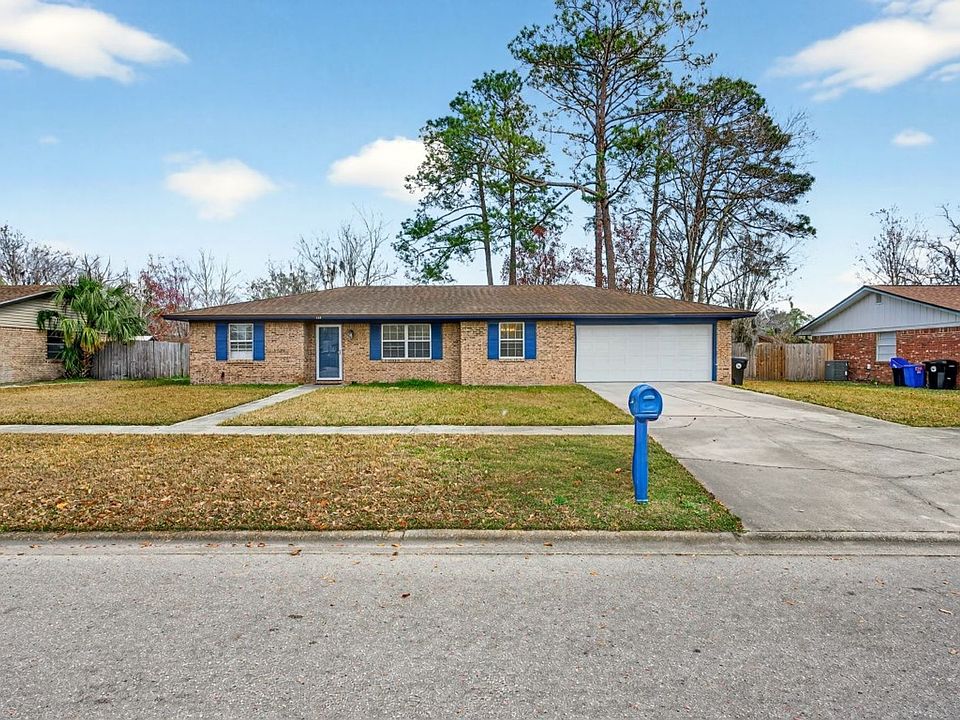 1st image of 217 Quince Ct