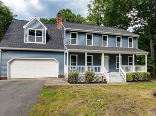 7713 Flag Tail Dr, Midlothian, VA 23112