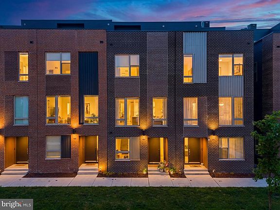 3rd image of 3112 Pierview Ln