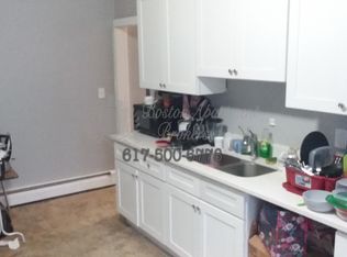 902 Huntington Ave #4, Boston, MA 02115