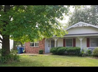 1821 Esic Dr, Edwardsville, IL 62025