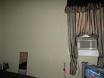 2nd image of 1708 Spain St