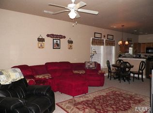 100 Meadow Ridge Ln, Coinjock, NC 27923