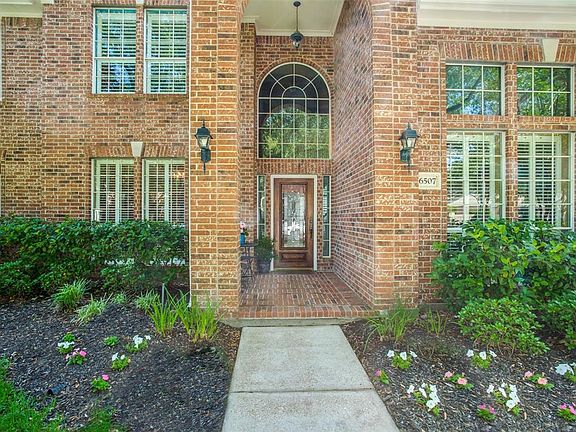 3rd image of 6507 Kendall Creek Dr