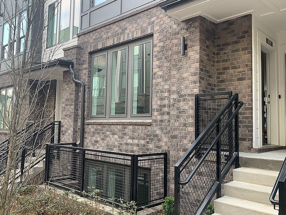 1st image of 379 Pratt Dr SE Unit 407