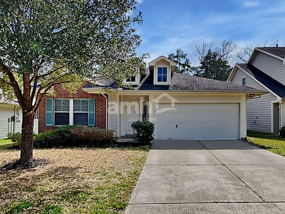 804 Lightningbug Ln