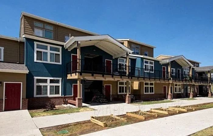 Mt. Loretto Apartments — Photo 1