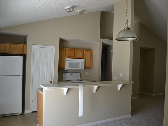 2nd image of 146 Southwinds Dr
