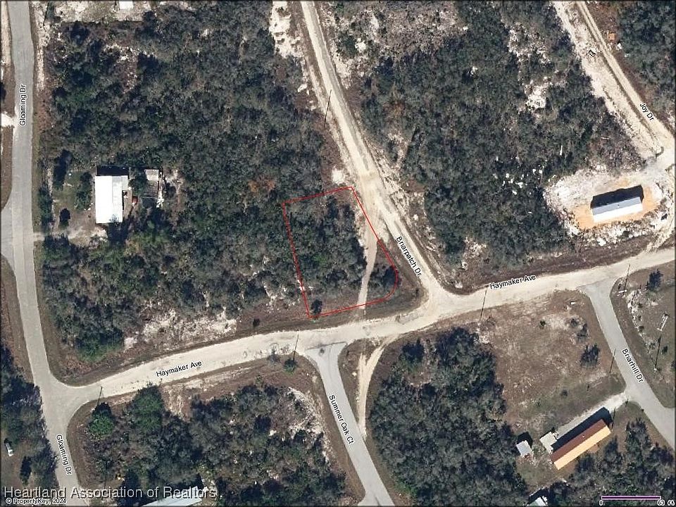 2nd image of 472 Haymaker Ave