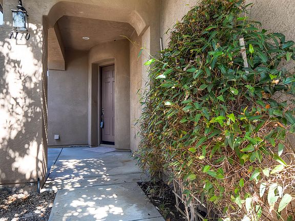 4th image of 1110 Calistoga Way