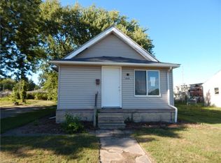 444 Clinton Ave, Elyria, OH 44035