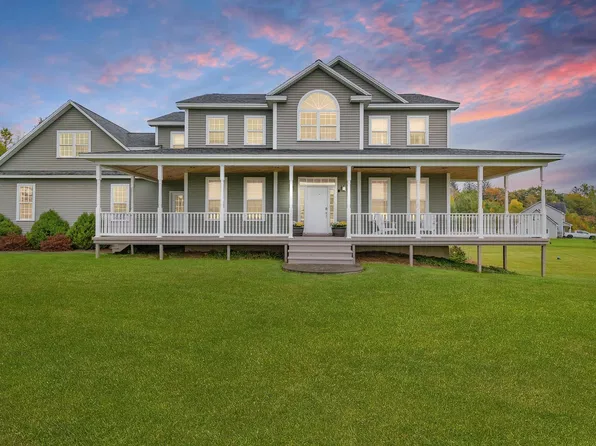 8 Meadow View Drive, St. Albans Town, VT 05478