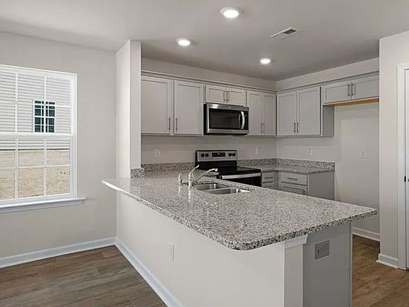 5th image of 1419 Maltese Ln #1