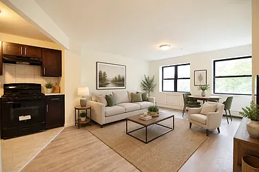 1355 Plimpton Avenue, #4
