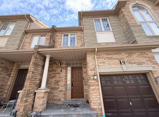 15 Pottery Pl #4, Vaughan, ON L4L 9J6